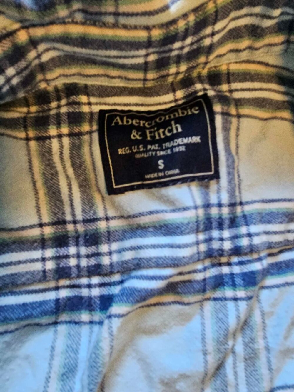 plaid - Picture 4 of 4